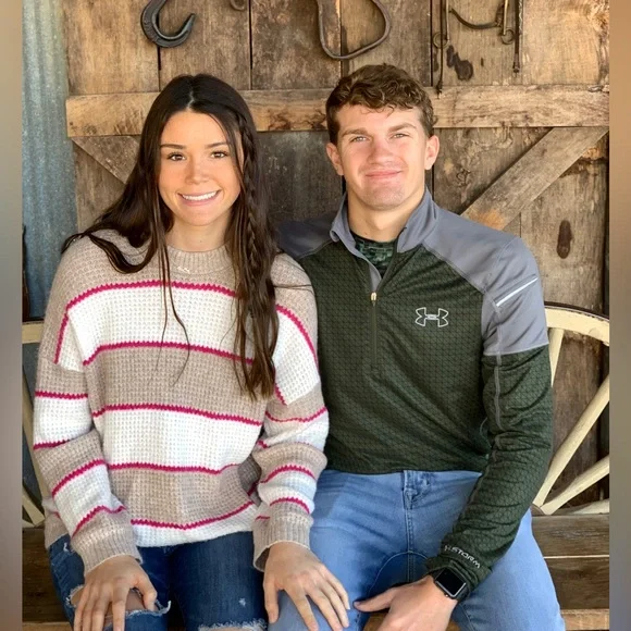 American Eagle Crewneck Sweater - Picture 5 of 5